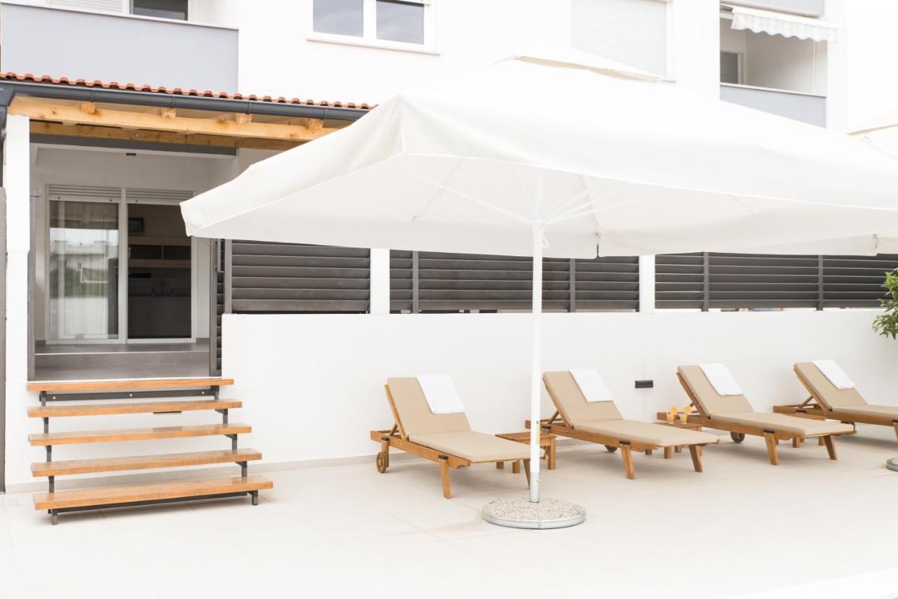 Apartment Zara - Luxury Apartment With Private Pool מראה חיצוני תמונה